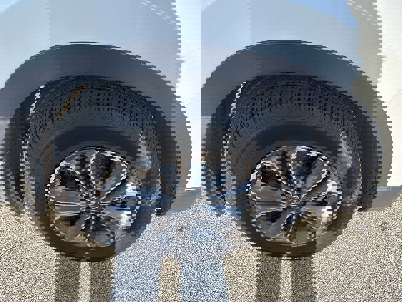 Used 2020 Honda CR-V EX-L image 12