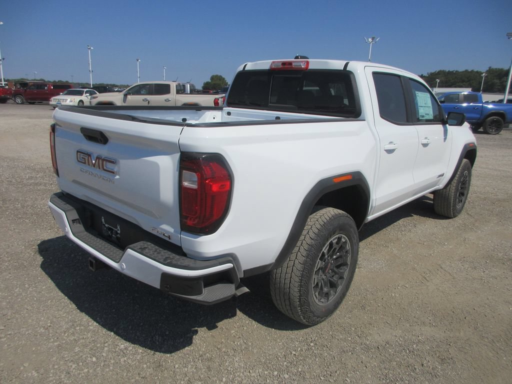 New 2026 GMC Canyon AT4 w/ Technology Plus Package AWD/4WD image 4