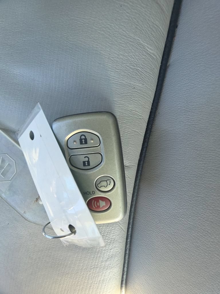 Used 2009 Toyota Venza AWD image 33