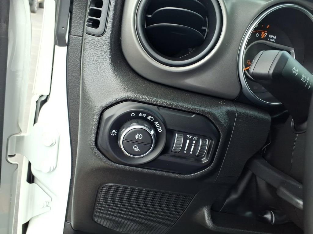 Used 2022 Jeep Gladiator Sport AWD/4WD image 33
