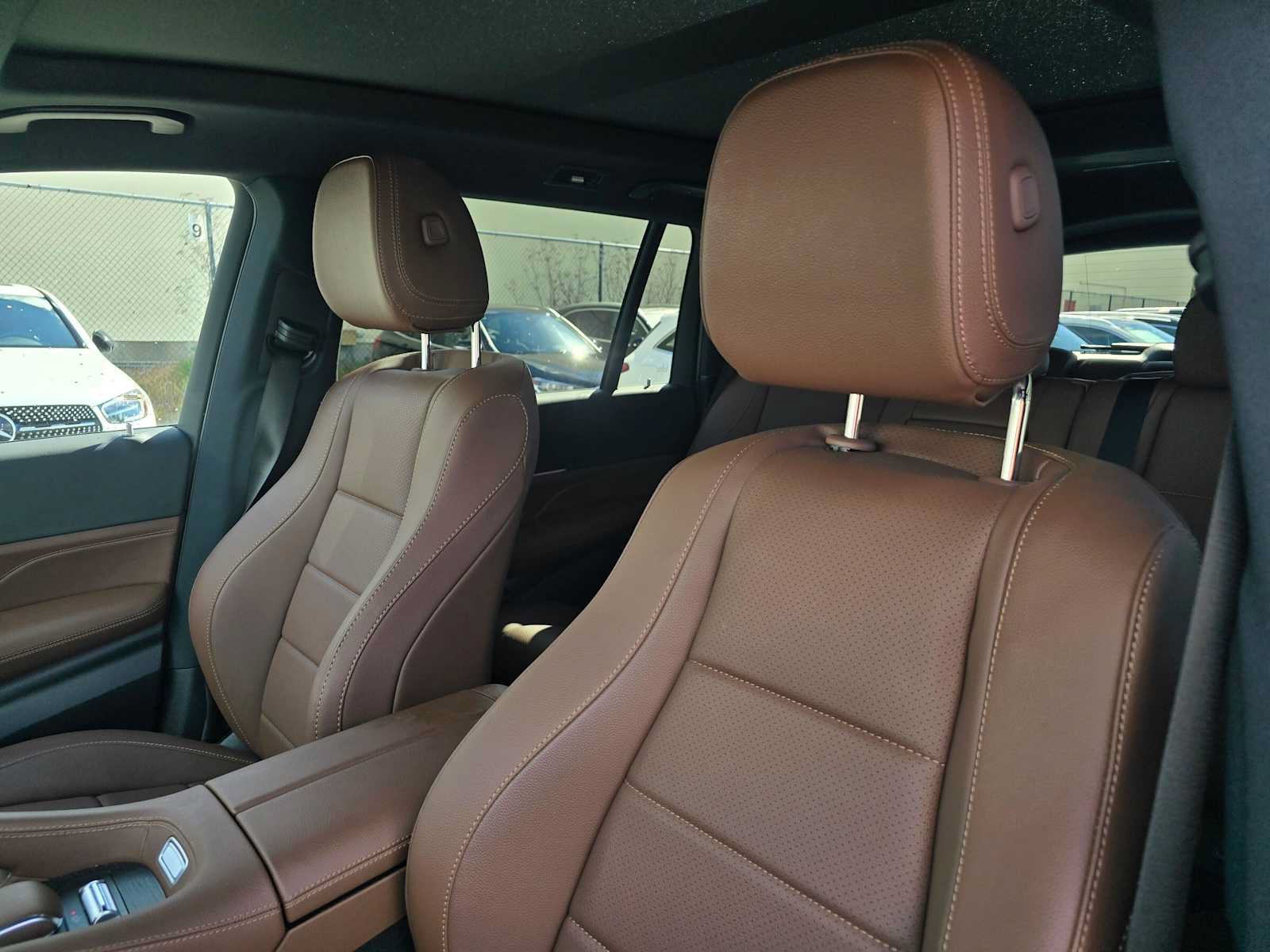 Used 2026 Mercedes-Benz GLS 450 4MATIC image 26
