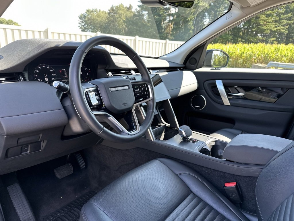 Used 2024 Land Rover Discovery Sport S image 15