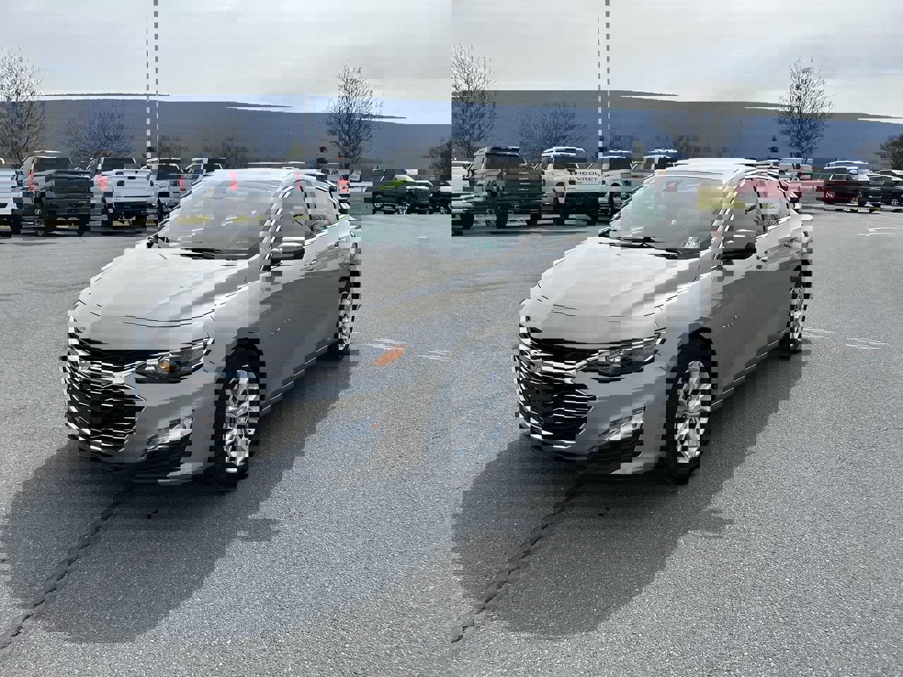 Used 2024 Chevrolet Malibu LT video 3