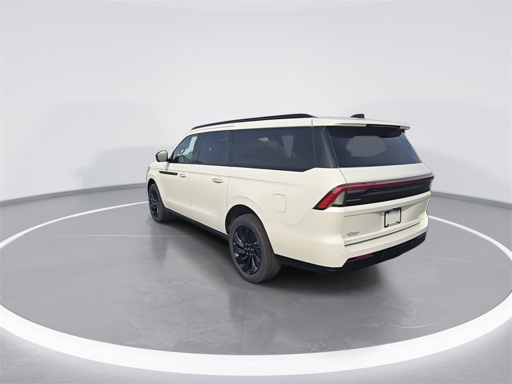 New 2025 Lincoln Navigator L Reserve w/ Jet Appearance Package image 7