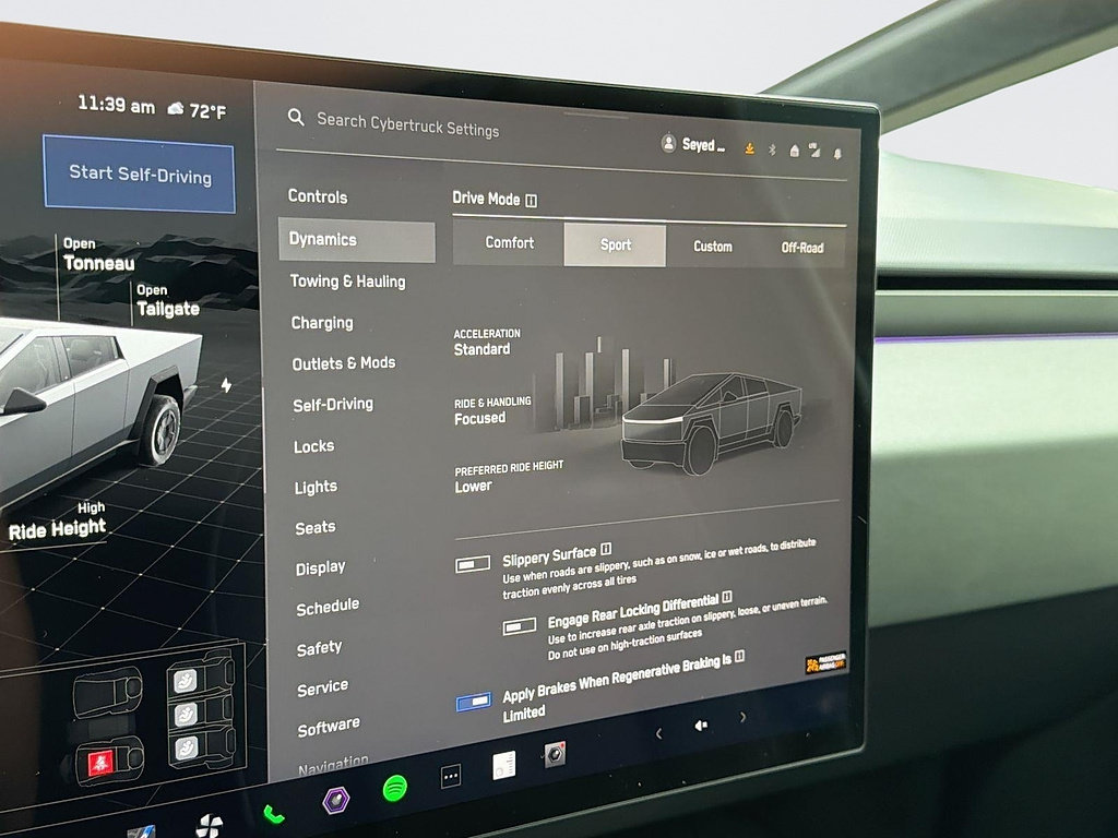 Used 2024 Tesla Cybertruck AWD Crew Cab image 17