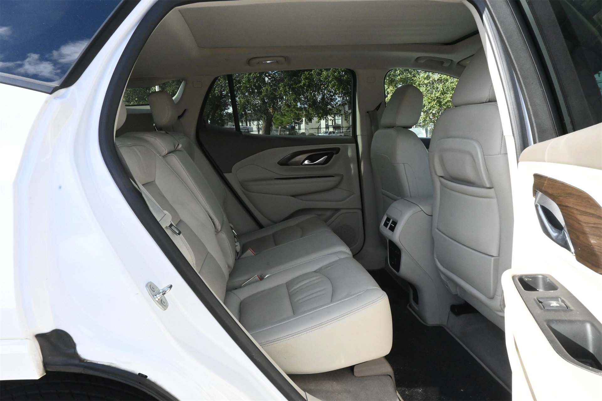 Used 2018 GMC Terrain Denali image 23