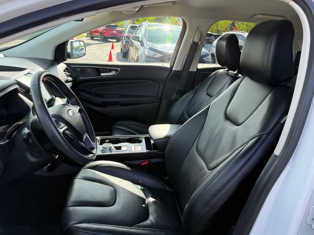 Certified 2020 Ford Edge Titanium AWD/4WD image 6