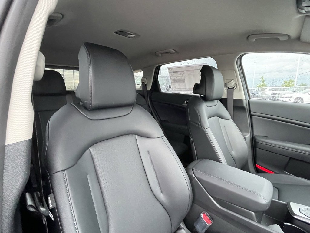 New 2026 Kia Sportage EX image 29