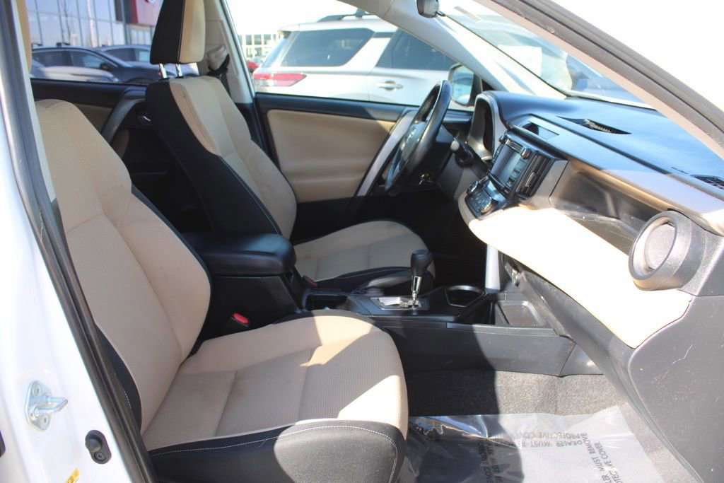 Used 2018 Toyota RAV4 XLE w/ Plus Extra Value Package image 20