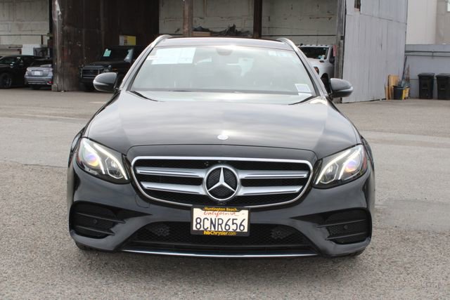 Used 2017 Mercedes-Benz E 400 4MATIC Wagon image 2