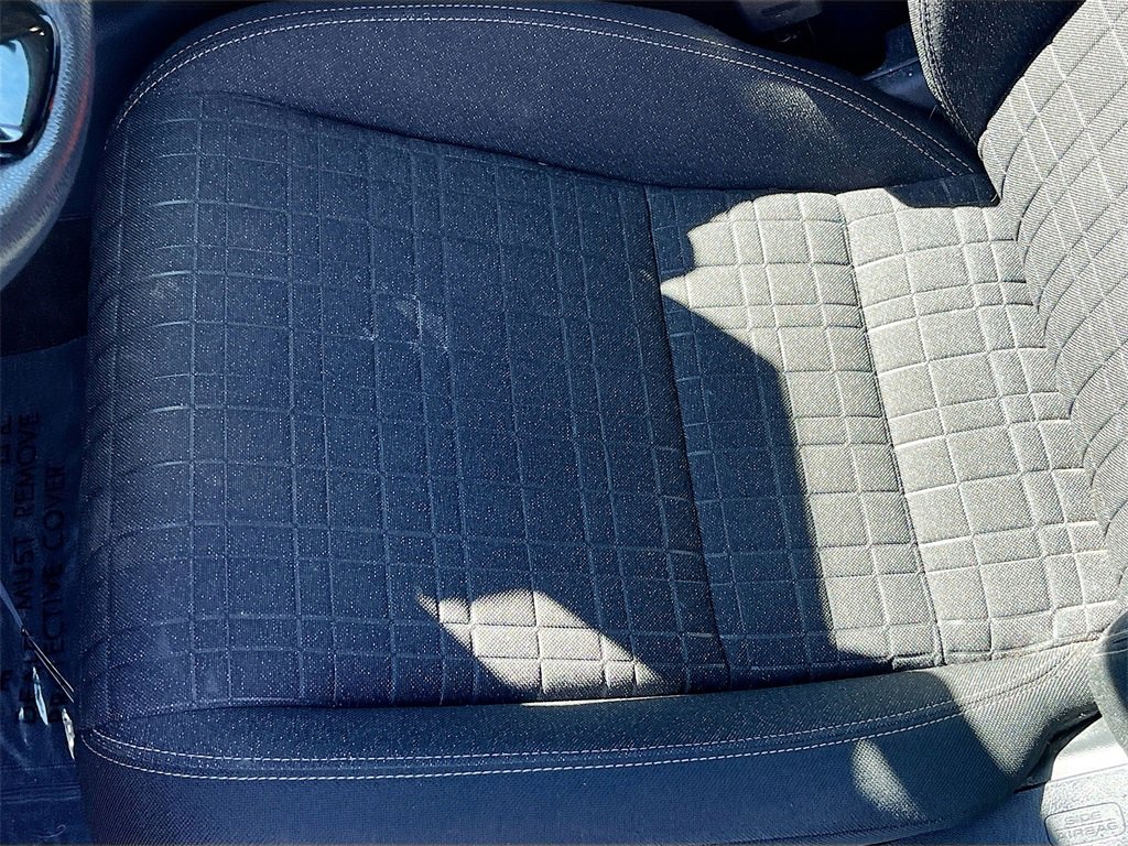 Used 2023 Honda HR-V LX image 18