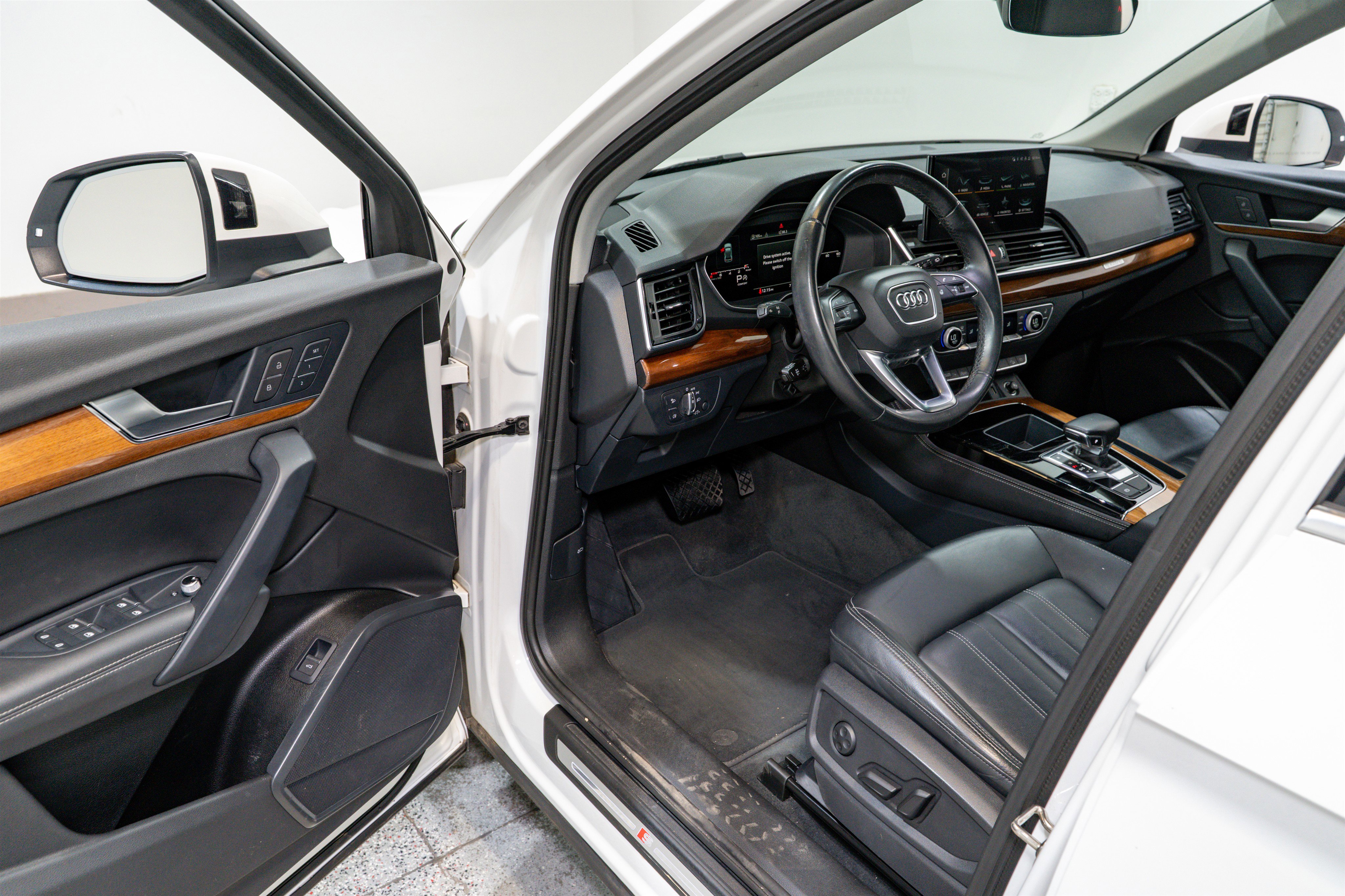 Used 2022 Audi Q5 2.0T Premium Plus image 12