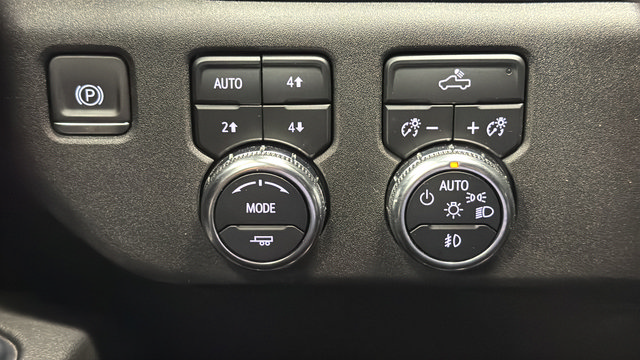 Used 2024 GMC Sierra 1500 Elevation AWD/4WD image 30