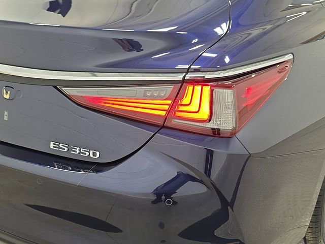 Used 2022 Lexus ES 350 w/ Premium Package image 34