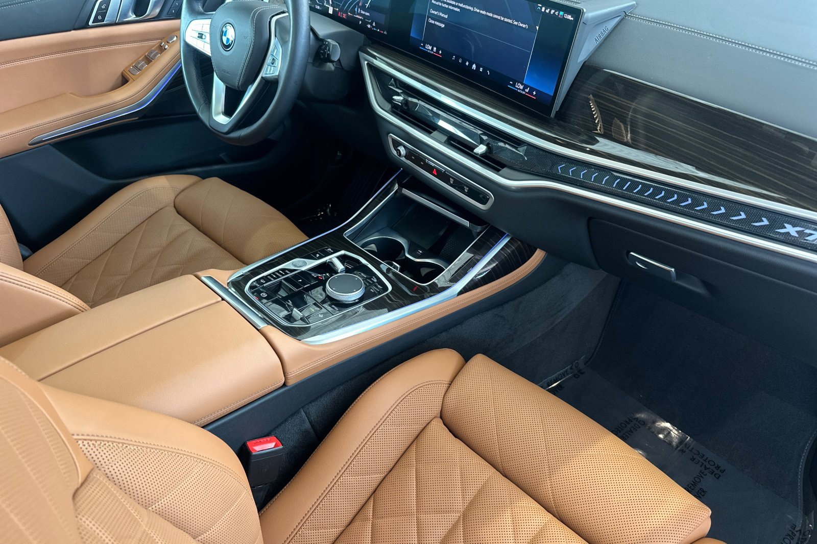 Used 2024 BMW X7 xDrive40i AWD/4WD image 21