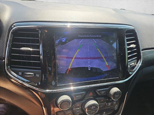 Used 2020 Jeep Grand Cherokee Altitude RWD image 21