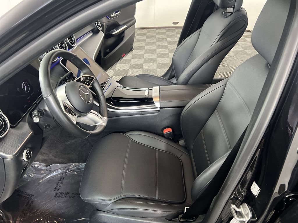 Used 2025 Mercedes-Benz C 300 4MATIC Sedan image 19