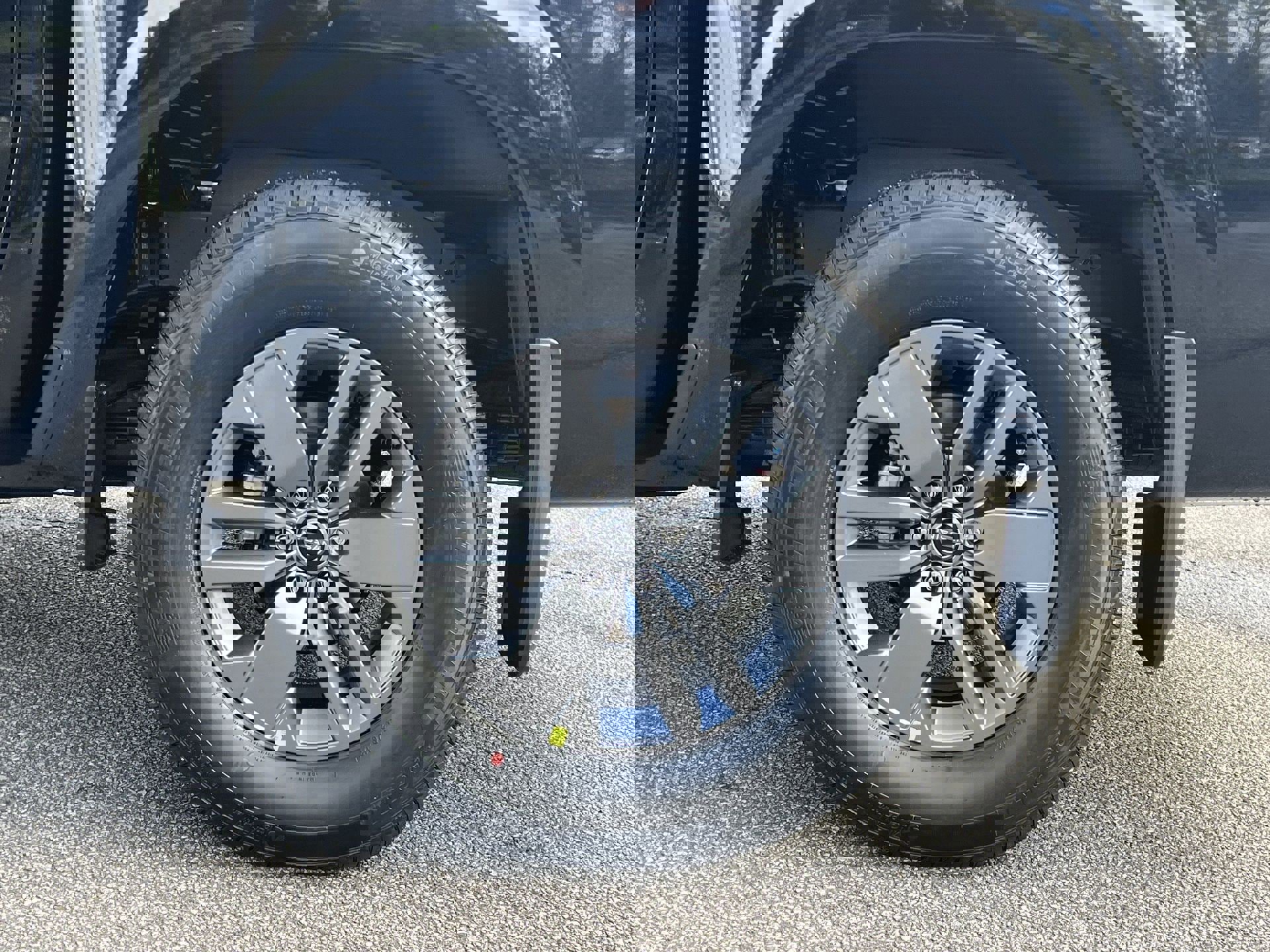 New 2026 Nissan Frontier SV image 29