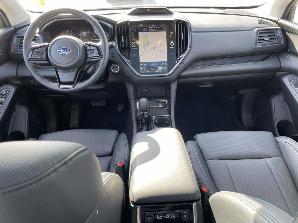 Used 2025 Subaru Ascent Bronze Edition w/ Onyx Package image 14