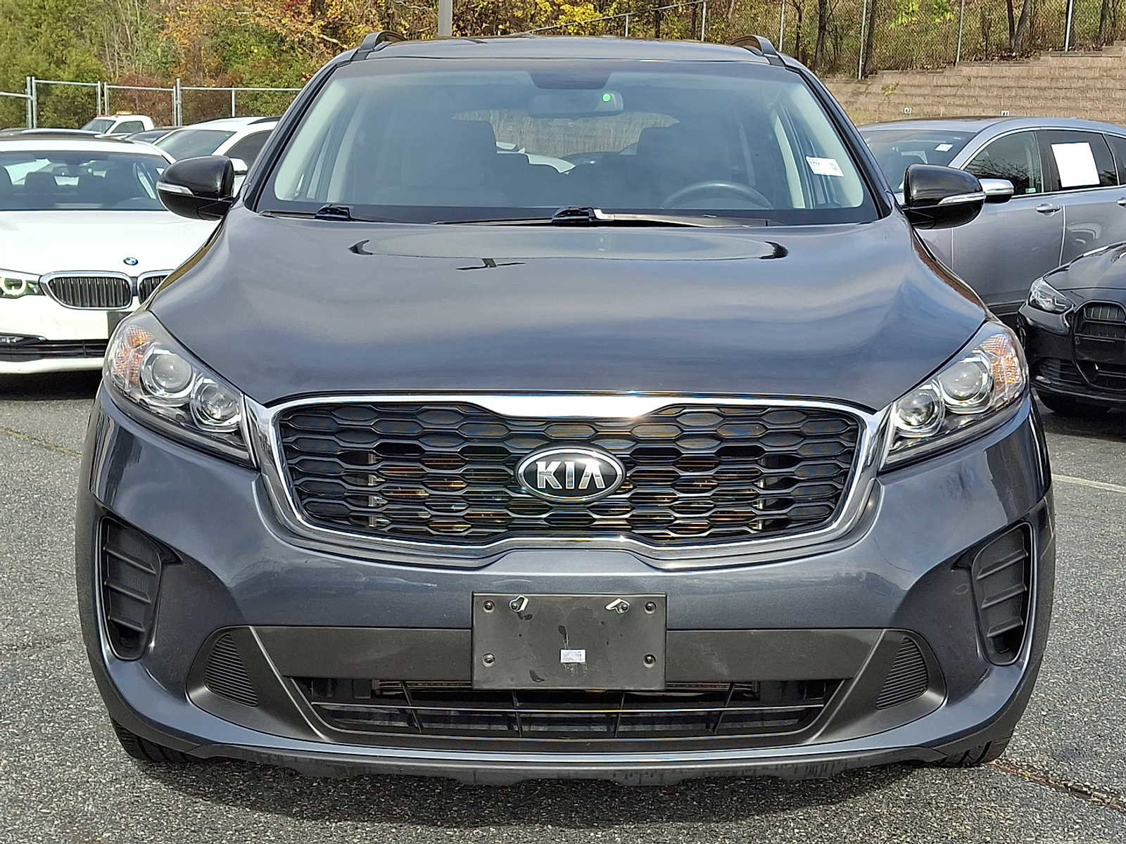 Used 2019 Kia Sorento S image 2