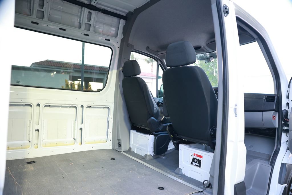 Used 2018 Mercedes-Benz Sprinter 3500 image 30