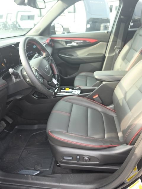 Used 2024 Chevrolet TrailBlazer RS w/ Convenience Package AWD/4WD image 6