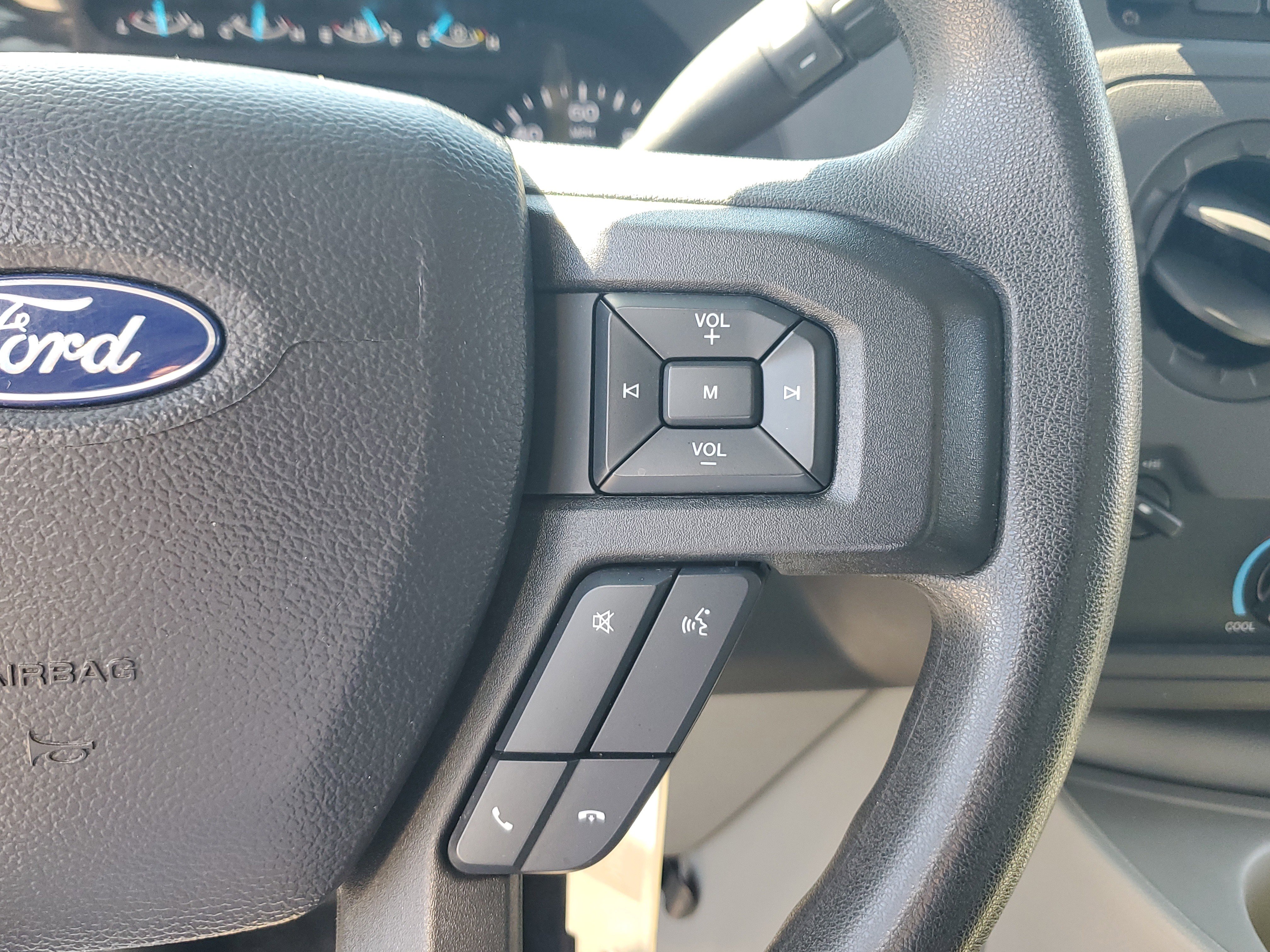 Used 2022 Ford E-350 and Econoline 350 Super Duty w/ Power Windows & Locks Group image 20