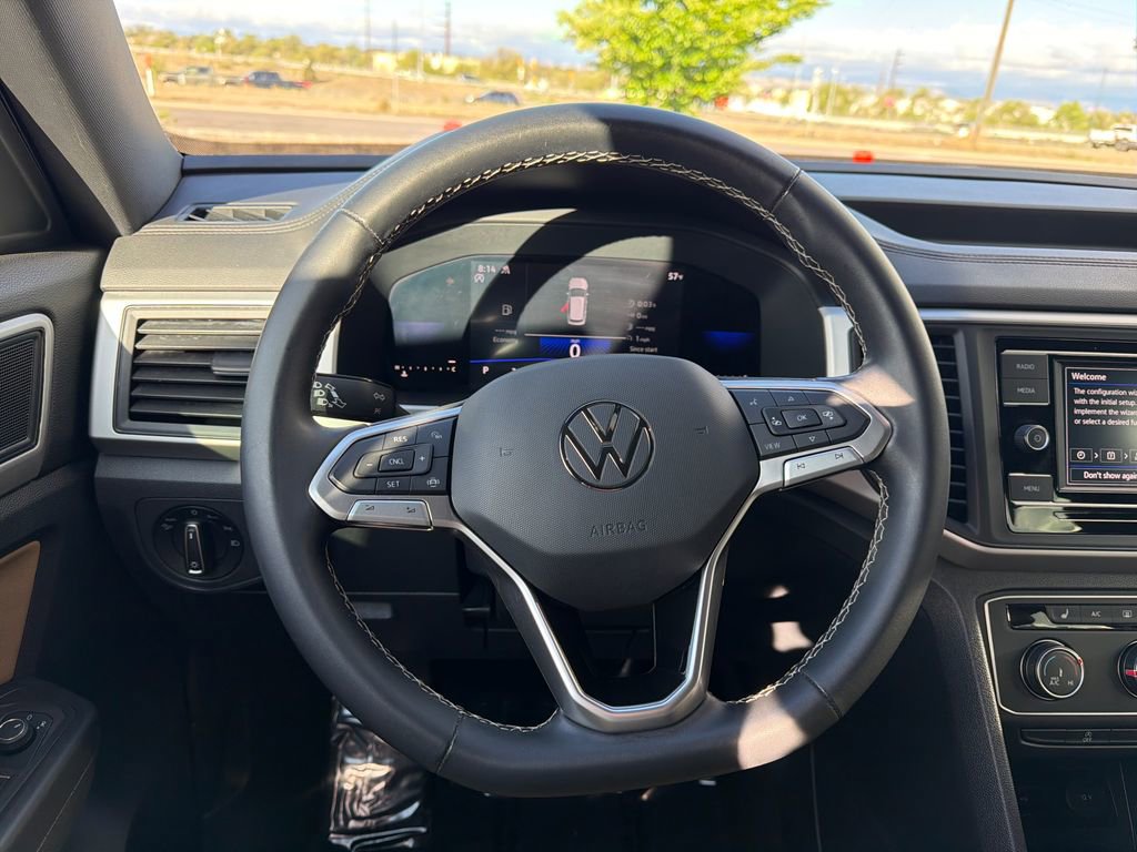 Certified 2022 Volkswagen Atlas Cross Sport SE AWD/4WD image 17