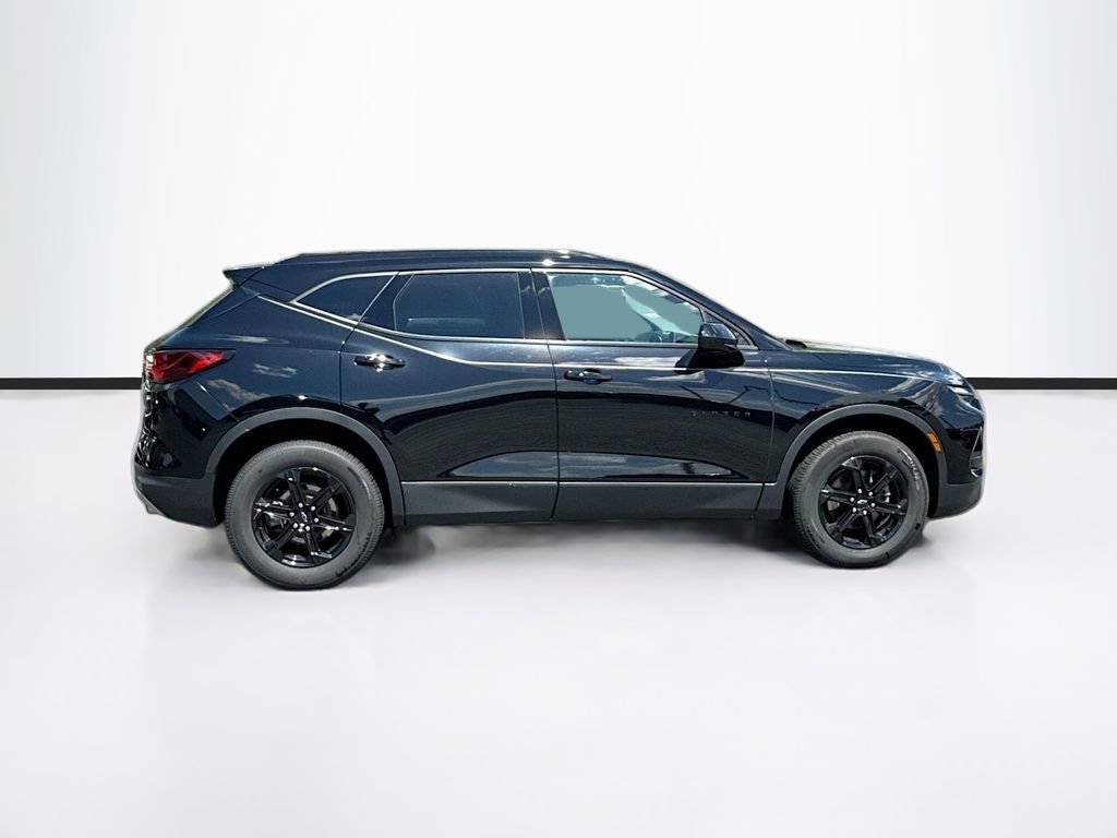 Used 2023 Chevrolet Blazer LT w/ Midnight/Sport Edition AWD/4WD image 9