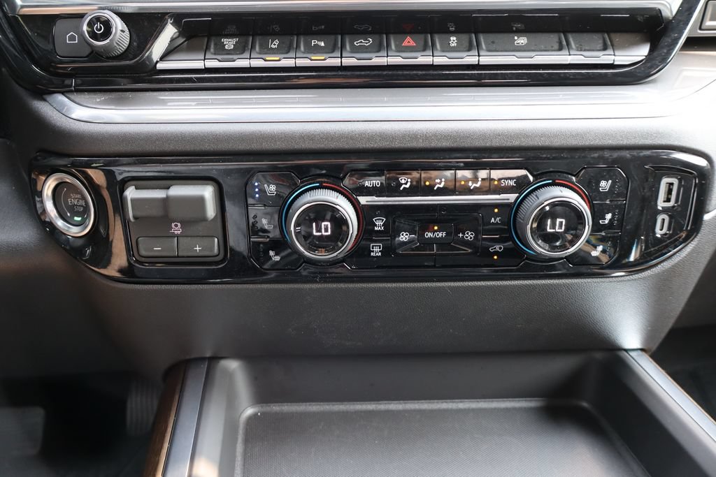 Used 2026 Chevrolet Silverado 3500 High Country w/ High Country Premium Package AWD/4WD image 10