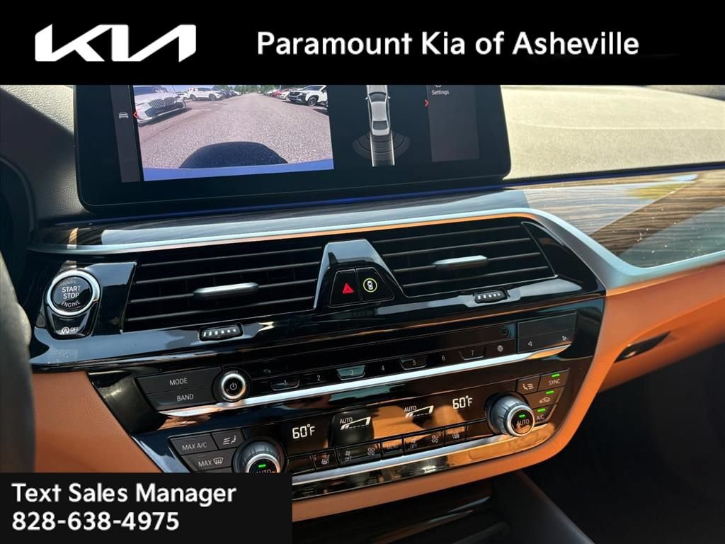 Used 2023 BMW 530i xDrive w/ Convenience Package AWD/4WD image 10
