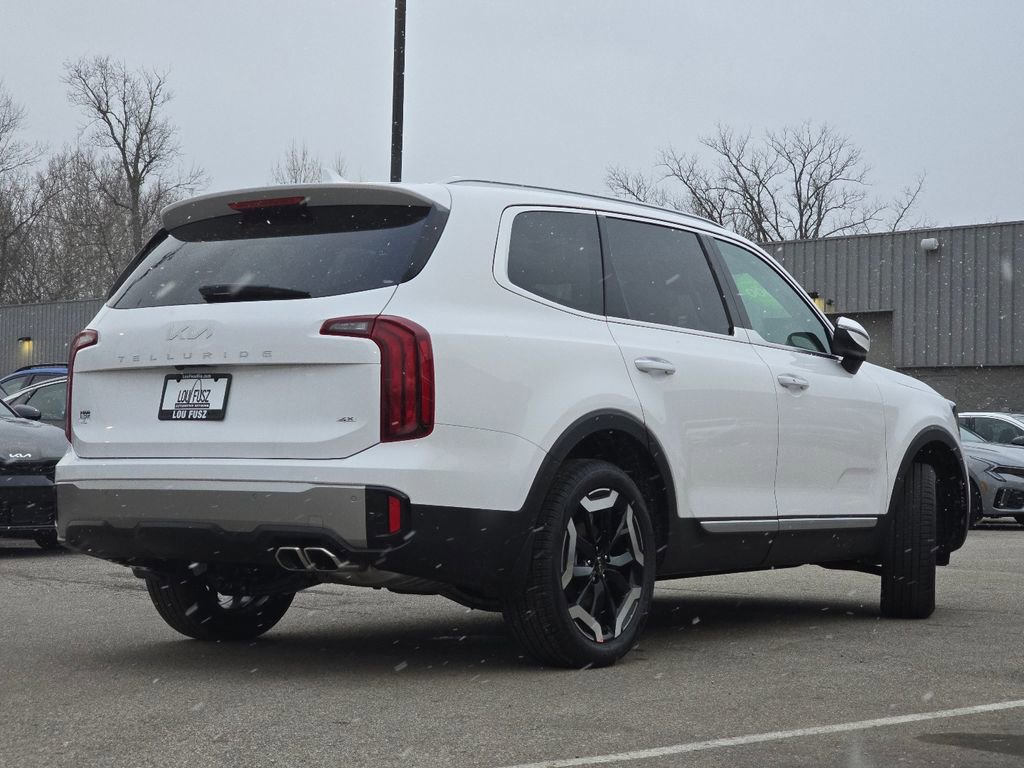 New 2025 Kia Telluride S image 16