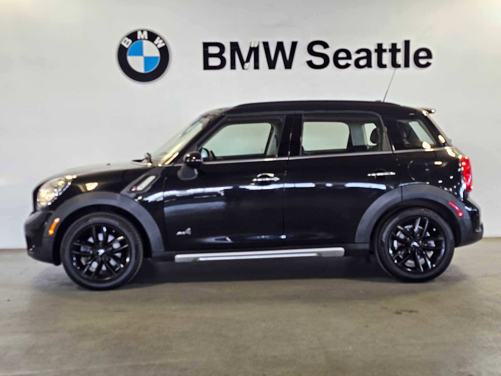 Used 2016 MINI Cooper Countryman S AWD/4WD image 3