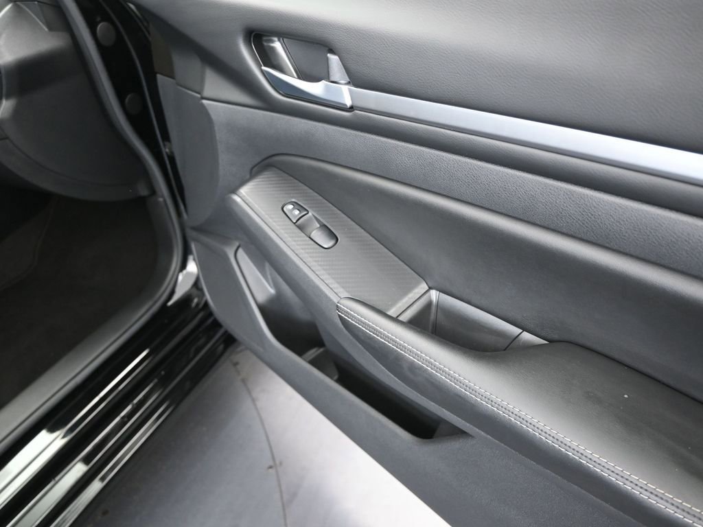 Used 2022 Nissan Altima 2.5 SV FWD image 23
