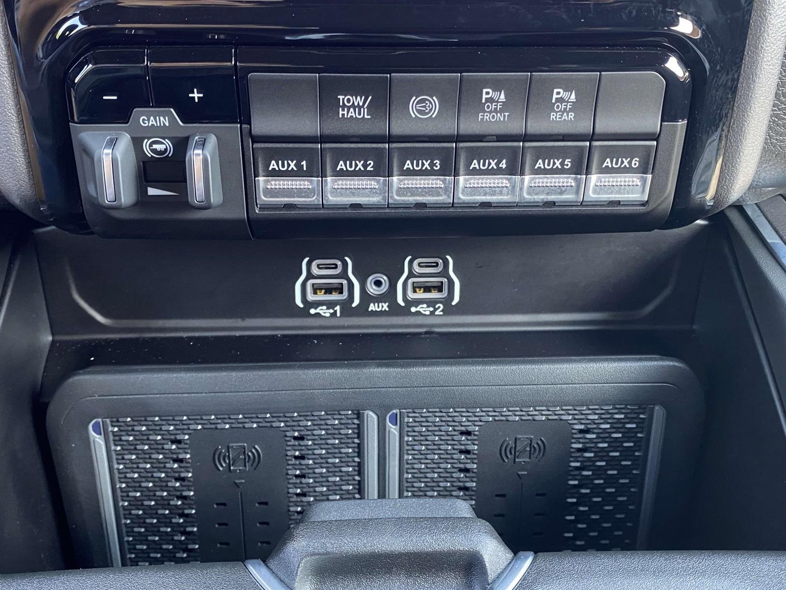 New 2025 RAM 2500 Laramie w/ Night Edition image 29