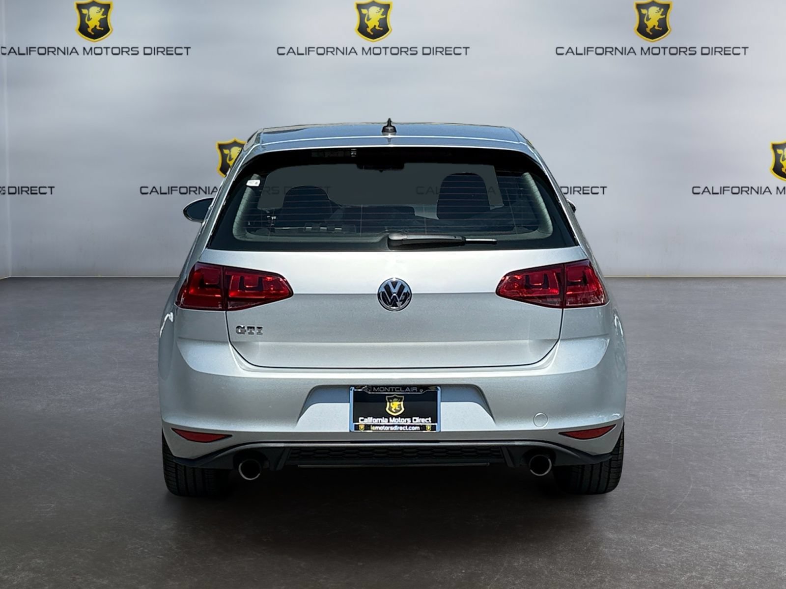 Used 2015 Volkswagen GTI SE FWD image 4