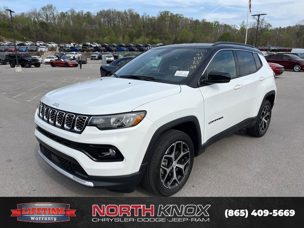 Used 2024 Jeep Compass Limited image 1