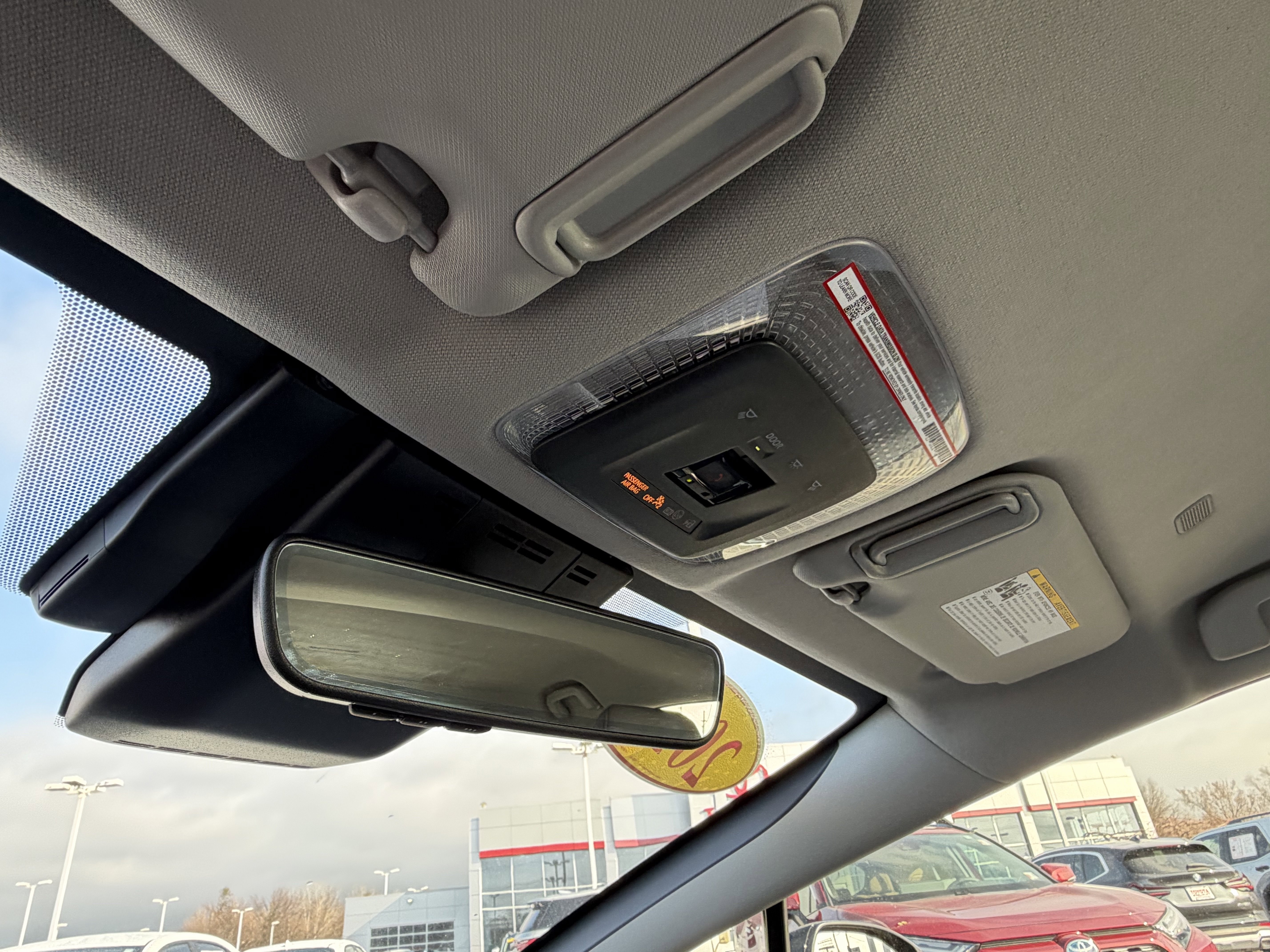 Used 2024 Toyota Prius XLE image 27