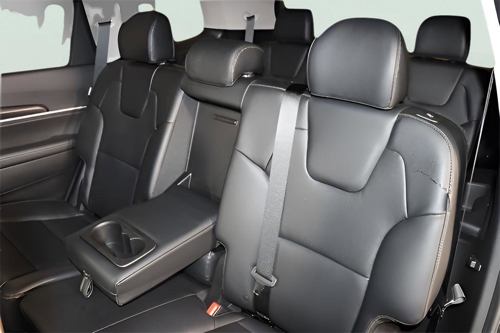 Used 2024 Kia Telluride LX AWD/4WD image 11