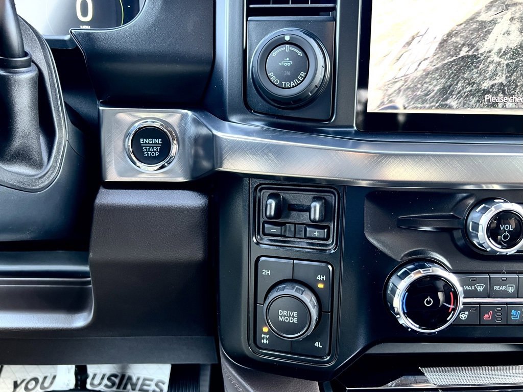 New 2025 Ford F250 King Ranch w/ Chrome Package image 31