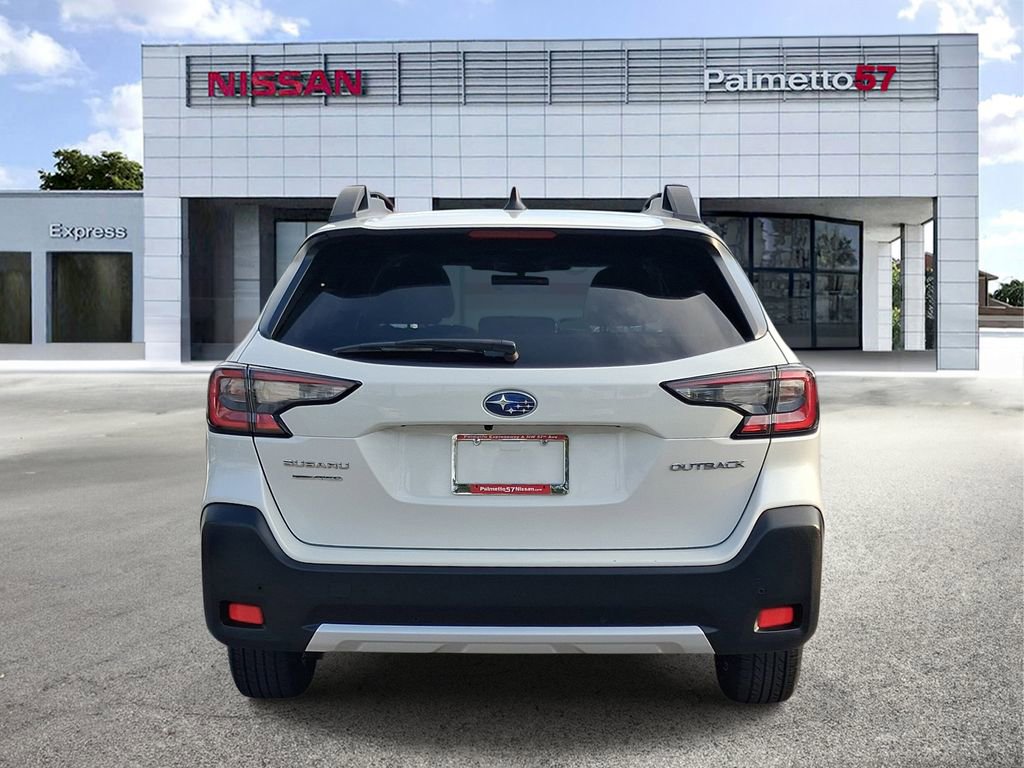 Used 2023 Subaru Outback Limited AWD/4WD image 5