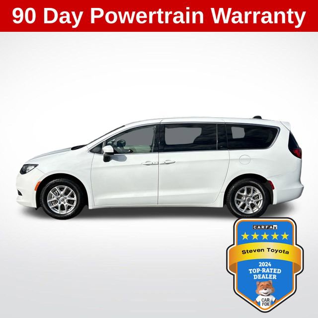 Used 2022 Chrysler Voyager LX