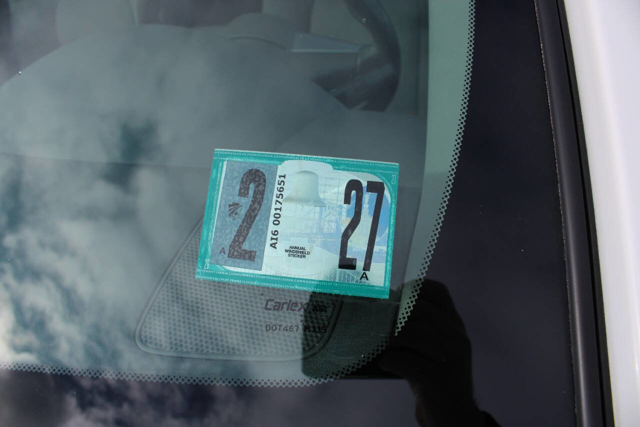 Used 2016 Nissan Frontier SV w/ SV Value Truck Package image 9