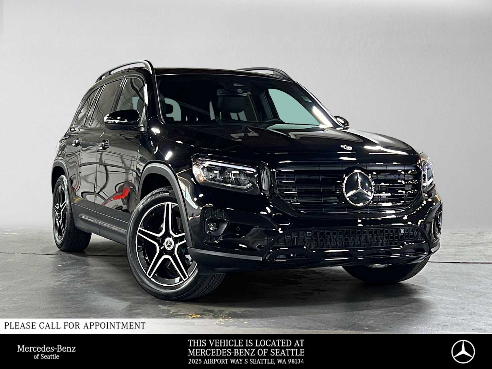 Certified 2026 Mercedes-Benz GLB 250 4MATIC image 1