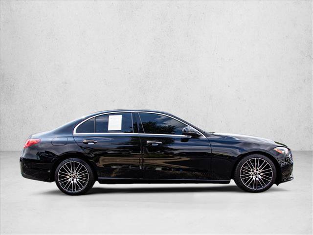 Used 2022 Mercedes-Benz C 300 4MATIC Sedan image 4