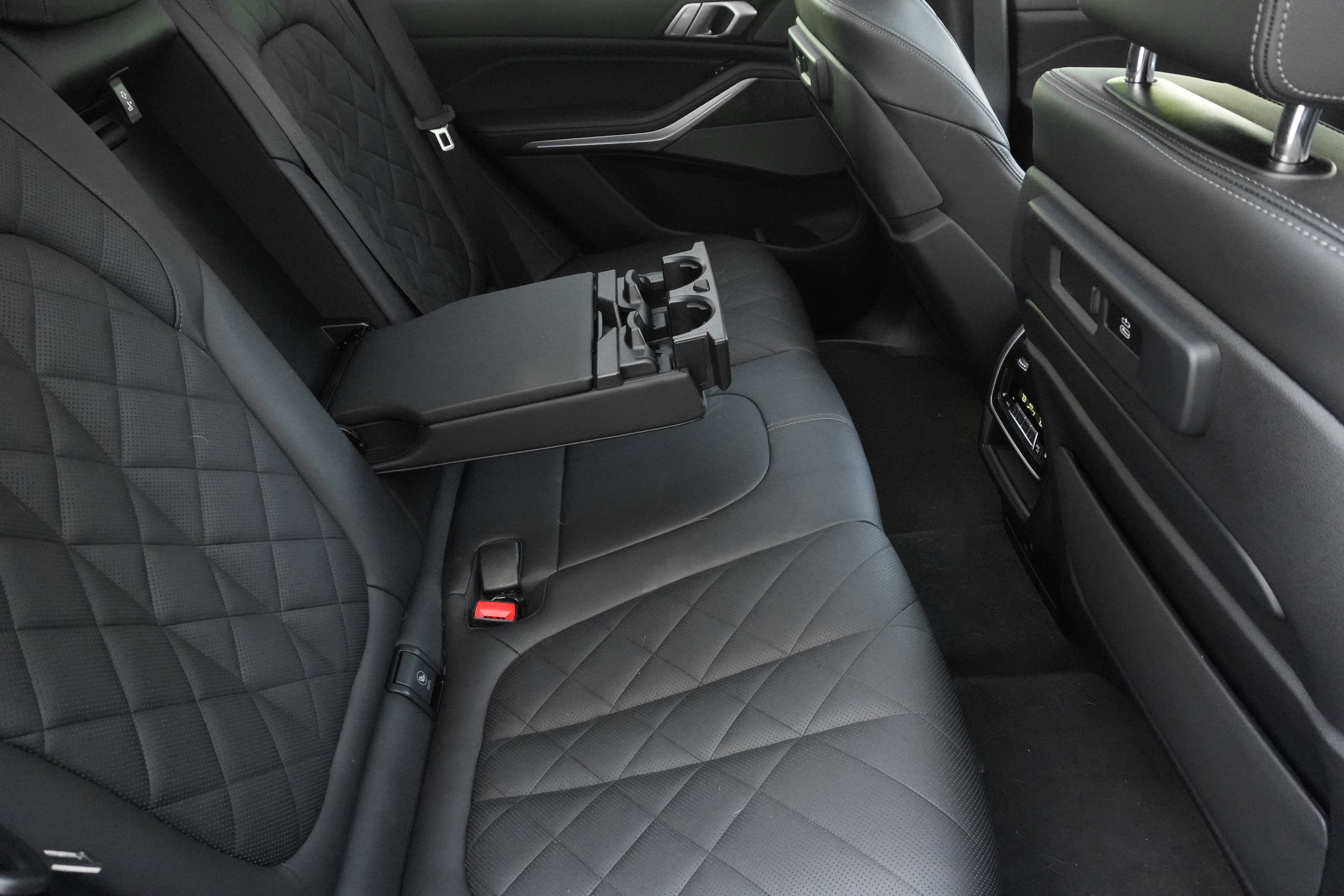 Used 2023 BMW X5 M50i w/ Executive Package AWD/4WD image 34