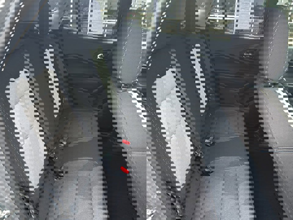 Used 2025 Chevrolet Trax LS w/ LS Convenience Package image 12