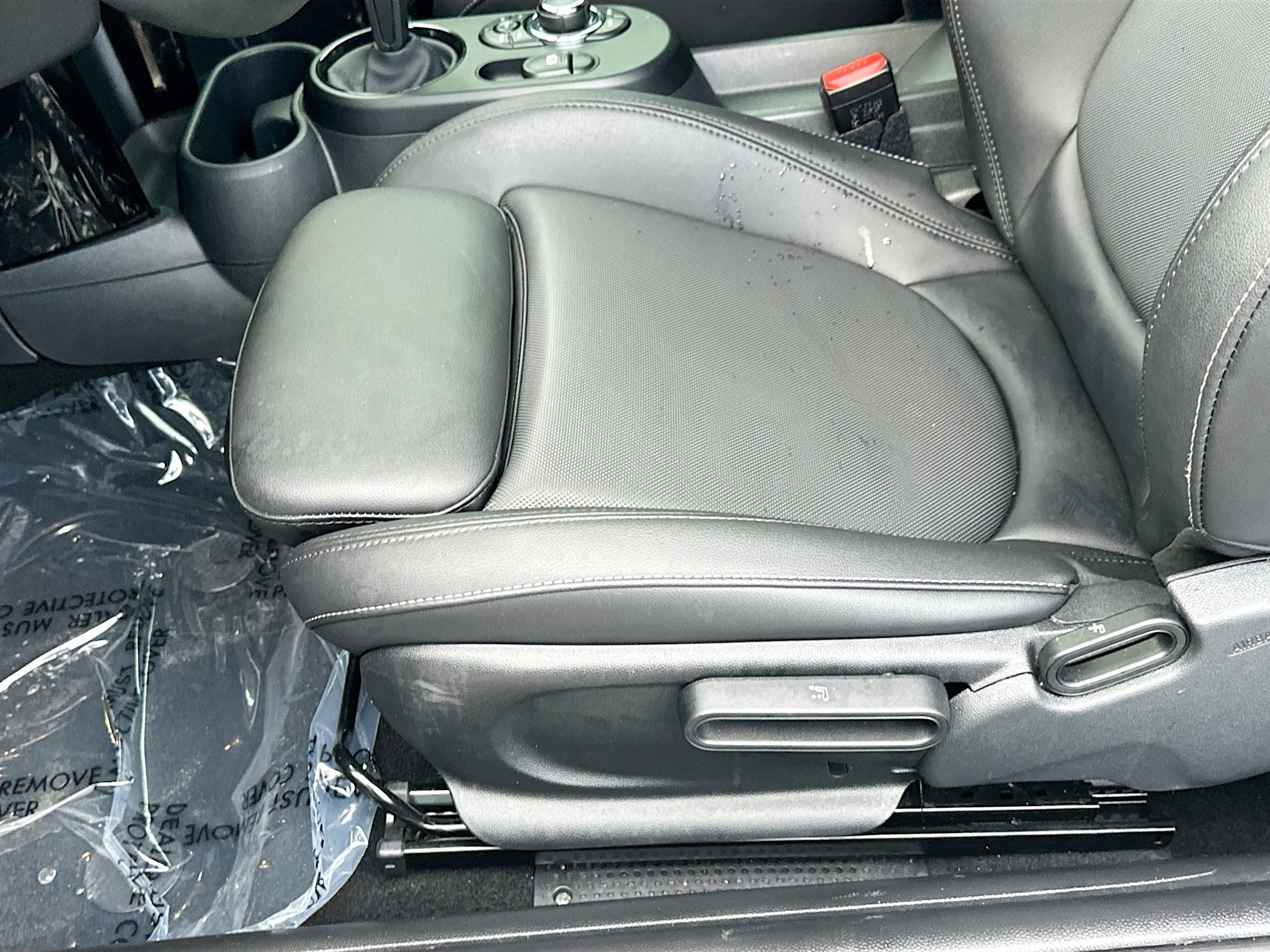 Used 2024 MINI Cooper SE image 19