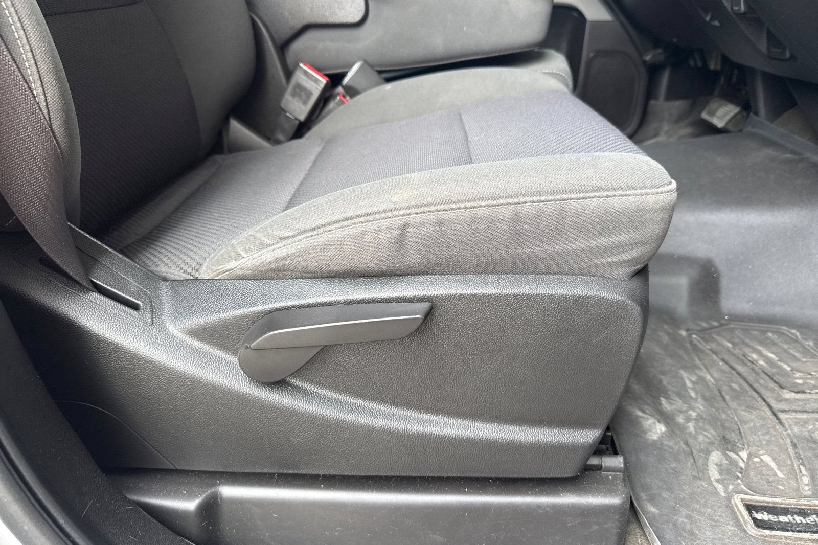 Used 2017 Chevrolet Silverado 3500 LT AWD/4WD image 21