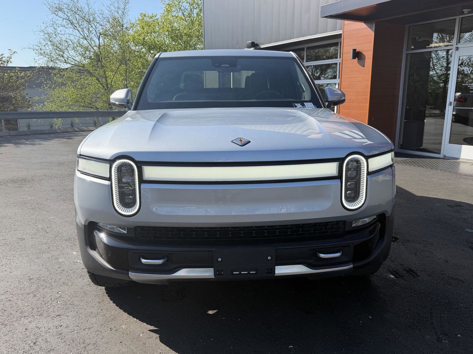 Used 2023 Rivian R1T Adventure AWD/4WD image 2